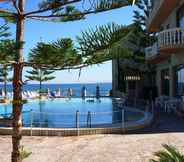 Swimming Pool 5 Hotel La Playa Blanca
