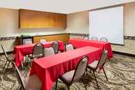 Functional Hall Hawthorn Suites by Wyndham Rancho Cordova/Folsom