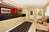 Lobby Extended Stay America Select Suites Raleigh RTP Hwy. 55