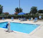 Swimming Pool 6 Extended Stay America Select Suites Dallas Las Colinas