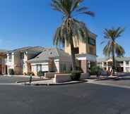 Exterior 2 Extended Stay America Suites Phoenix Airport E Oak St