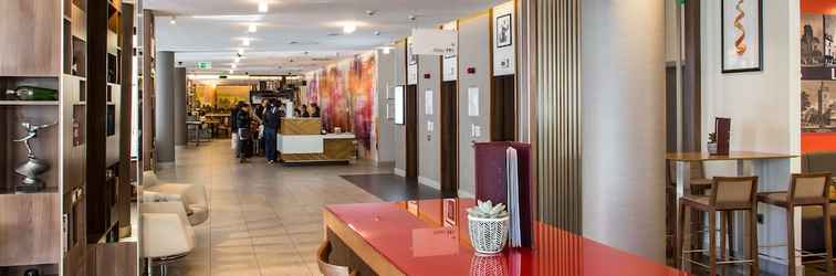 Lobi DoubleTree by Hilton London Angel Kings Cross