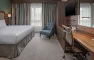 Bedroom 5 DoubleTree by Hilton London Angel Kings Cross