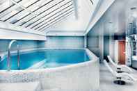 Swimming Pool Hotel Mont Blanc