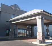 Exterior 6 Country Inn & Suites by Radisson, Mt. Pleasant-Racine West, WI