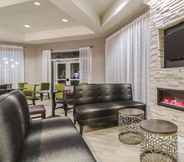 Lobby 2 La Quinta Inn & Suites by Wyndham Grand Junction