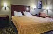Bedroom 2 Quality Inn Moore - Oklahoma City