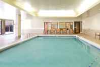 Swimming Pool Courtyard by Marriott Columbus Tipton Lakes