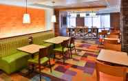 Restoran 3 Fairfield Inn & Suites by Marriott Rochester West/Greece