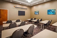 Functional Hall Best Western Inn & Suites - Monroe