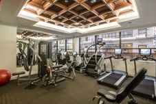 フィットネスセンター Avalon Hotel