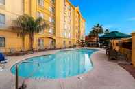 Swimming Pool La Quinta Inn & Suites by Wyndham Mesa Superstition Springs