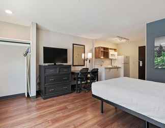 Bedroom 2 Extended Stay America Premier Suites Seattle Bellevue Downtown