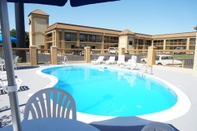 Swimming Pool Days Inn by Wyndham Oak Grove/Ft. Campbell