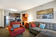 Common Space TownePlace Suites by Marriott Sioux Falls