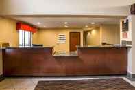 Lobby Econo Lodge Inn & Suites