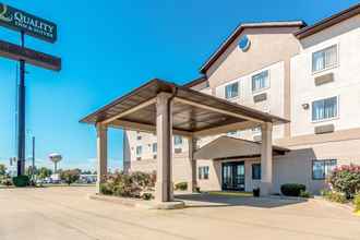 Exterior 4 Quality Inn & Suites Salem near I-57