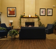 Lobby 4 Comfort Inn & Suites Black River Falls I-94