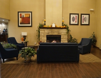 Lobby 2 Comfort Inn & Suites Black River Falls I-94