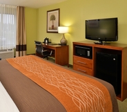 Phòng ngủ 7 Comfort Inn & Suites Black River Falls I-94