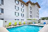 Swimming Pool Springhill Suites By Marriott Phoenix Glendale Peoria