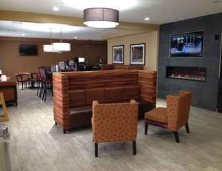 Lobby 2 Best Western Greentree Inn & Suites