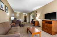 Ruang Umum Comfort Inn & Suites Sacramento - University Area