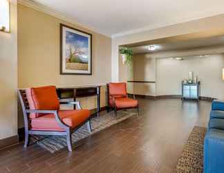 Lobi 2 Comfort Inn & Suites El Centro I - 8