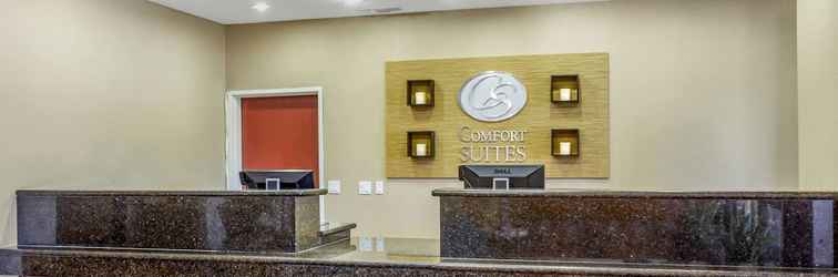 Lobby Comfort Suites Plainview