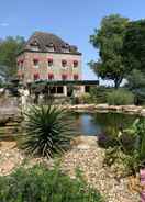 EXTERIOR_BUILDING Moulin D Hauterive