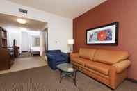 Ruang Umum Hilton Garden Inn Palm Springs - Rancho Mirage