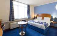 Bedroom 4 London Wembley International Hotel