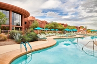 Swimming Pool Sheraton Grand at Wild Horse Pass