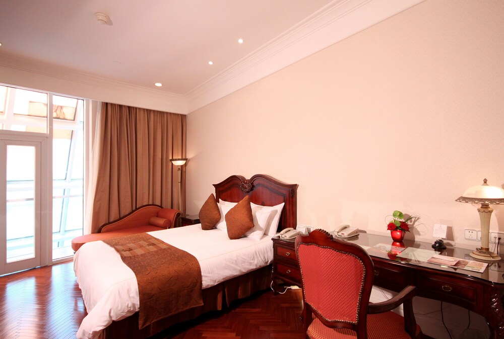 Bilik Tidur 5 Oriental Riverside Hotel