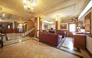 Lobby 3 Azade Hotel