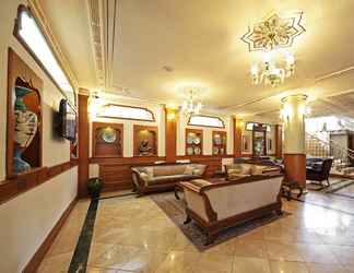 Lobby 2 Azade Hotel