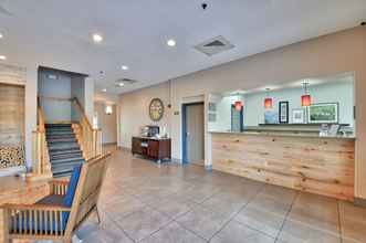 Lobby 4 Country Inn & Suites by Radisson, Ocala, FL