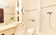 In-room Bathroom 6 Best Western soibelmanns Lutherstadt Wittenberg