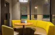 Bar, Kafe, dan Lounge 2 Courtyard By Marriott Danbury