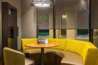 Bar, Kafe, dan Lounge Courtyard By Marriott Danbury