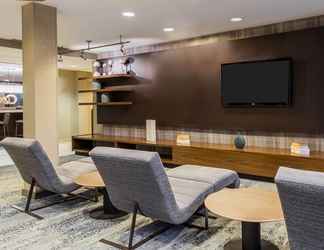 Lobi 2 Courtyard By Marriott Danbury