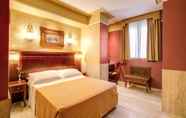 Kamar Tidur 4 Aurelius Art Gallery Hotel