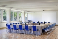 Functional Hall Hotel Isola Sacra Rome Airport