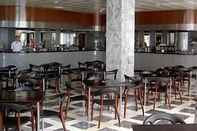 Bar, Cafe and Lounge Hotel Turia