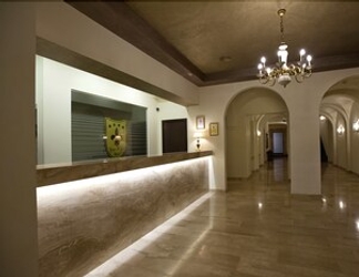 Lobby 2 Hotel Roger de Flor Seleqtta