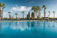 Swimming Pool Hotel ILUNION Islantilla