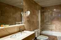 In-room Bathroom Hotel Aristol