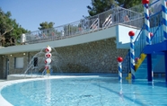 Swimming Pool 7 Family Hotel Vespera