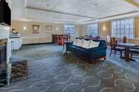 Lobby Days Inn by Wyndham Altavista