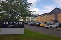 Exterior Courtyard by Marriott Glasgow Airport